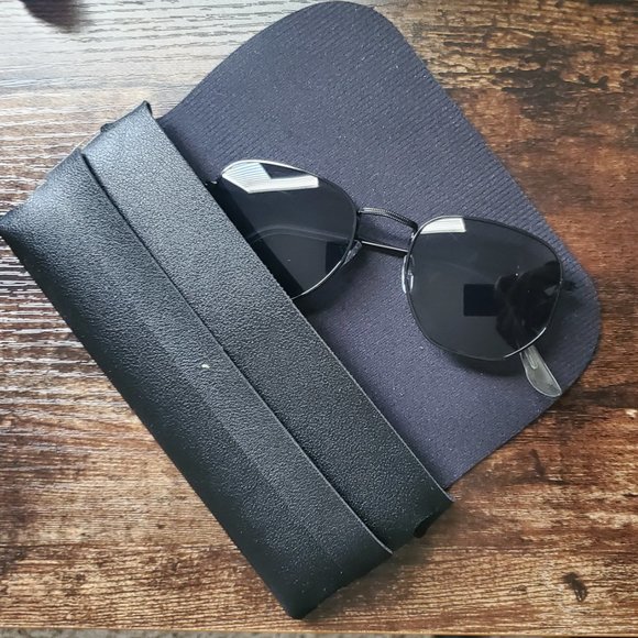 Metal Classic Vintage Sunglasses | Luxury Designer Modern Hexagonal Sunglasses - Picture 6 of 8